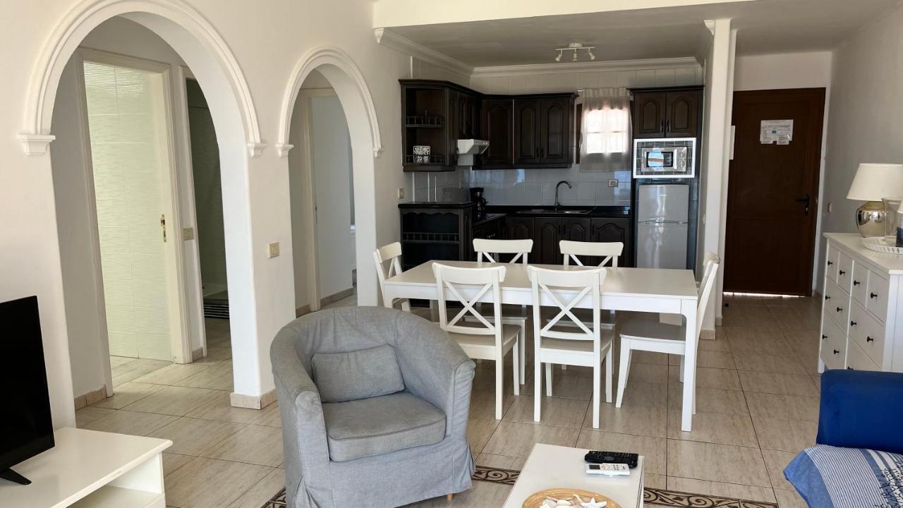 Appartement La Cumbre8A- 2 Bed-2 Bath - 1st Fl.- Air-Con-Wi-Fi à Puerto del Carmen  Extérieur photo
