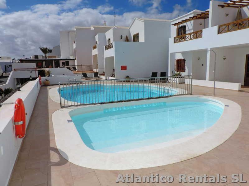 Appartement La Cumbre8A- 2 Bed-2 Bath - 1st Fl.- Air-Con-Wi-Fi à Puerto del Carmen  Extérieur photo